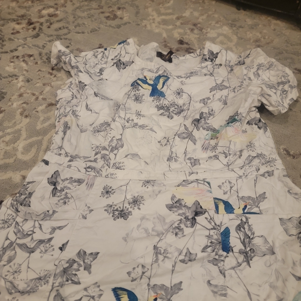 Jaanuu scrub top
